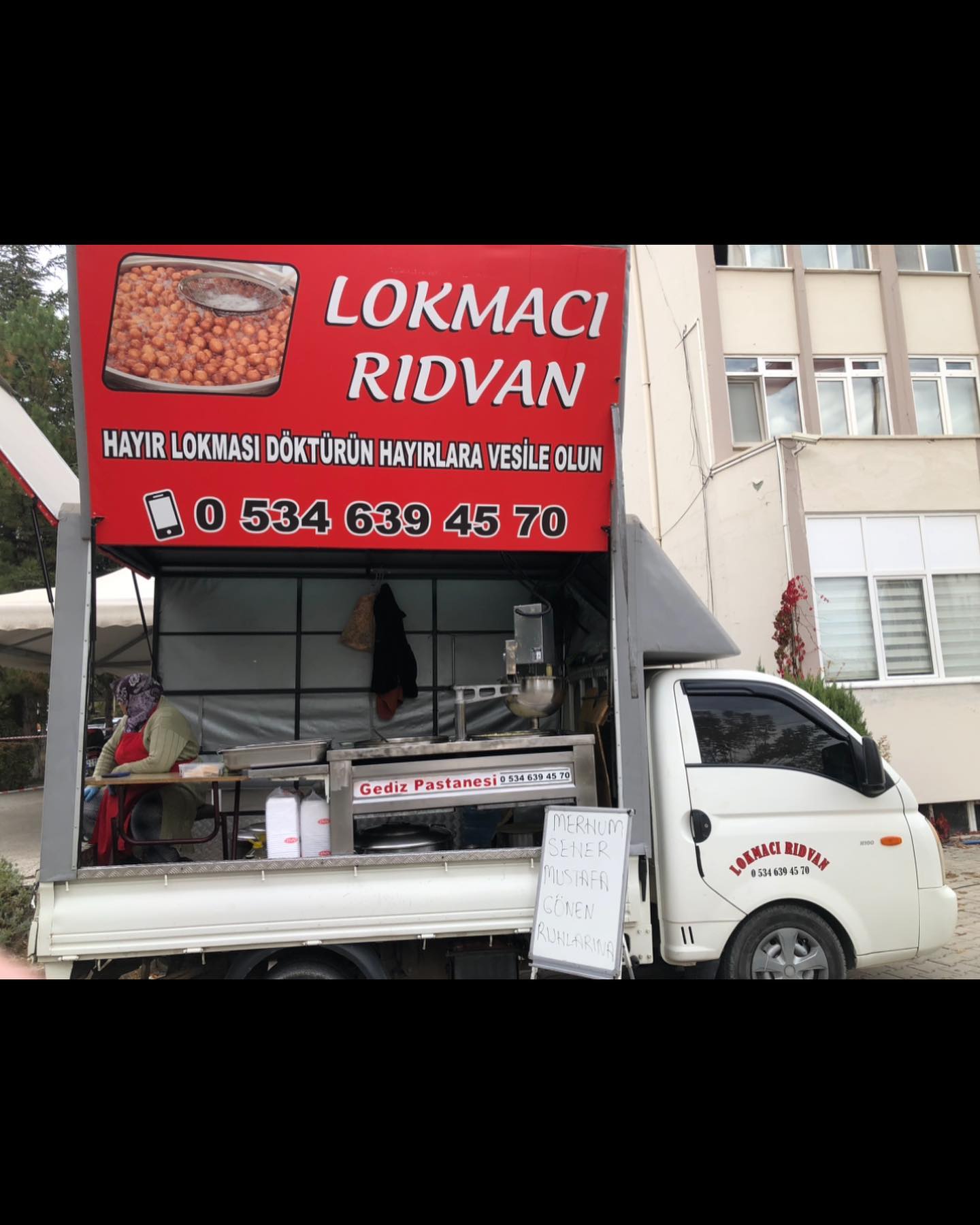 Mobil lokma aracı ile hizmet
